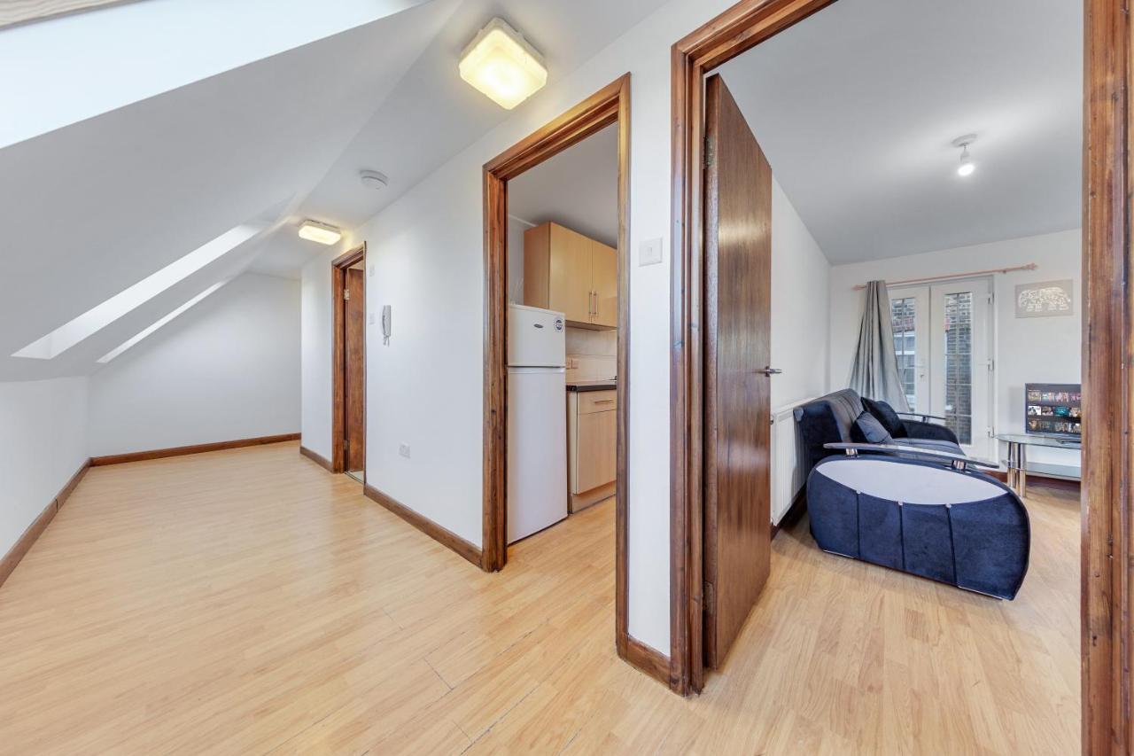Апартаменты Cozy 1 Bed/Sleep 3/ Лондон Экстерьер фото
