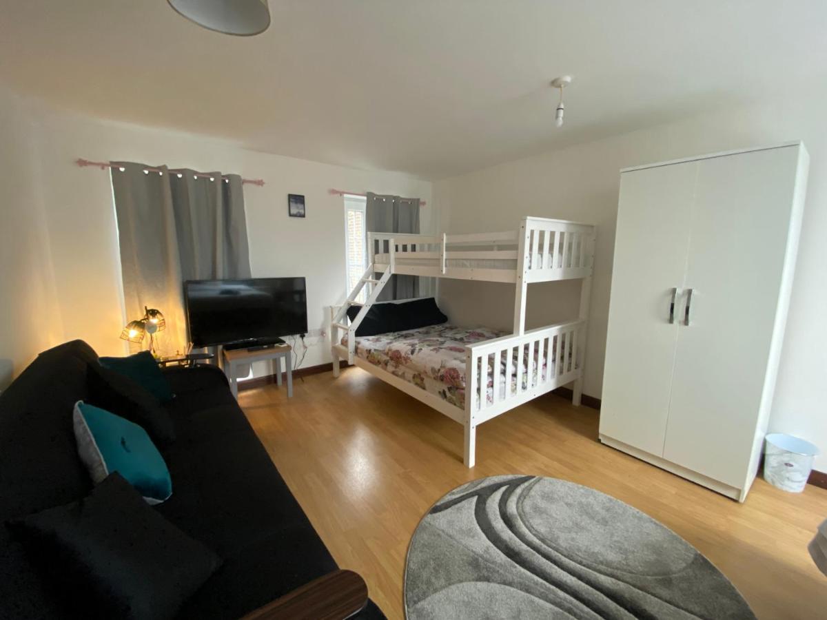 Апартаменты Cozy 1 Bed/Sleep 3/ Лондон Экстерьер фото